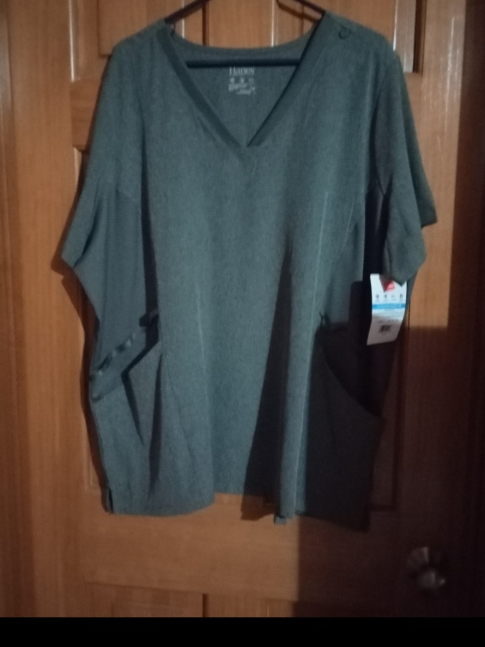 Hanes Women's Grey V-Neck Short Sleeve Tunic with Pockets